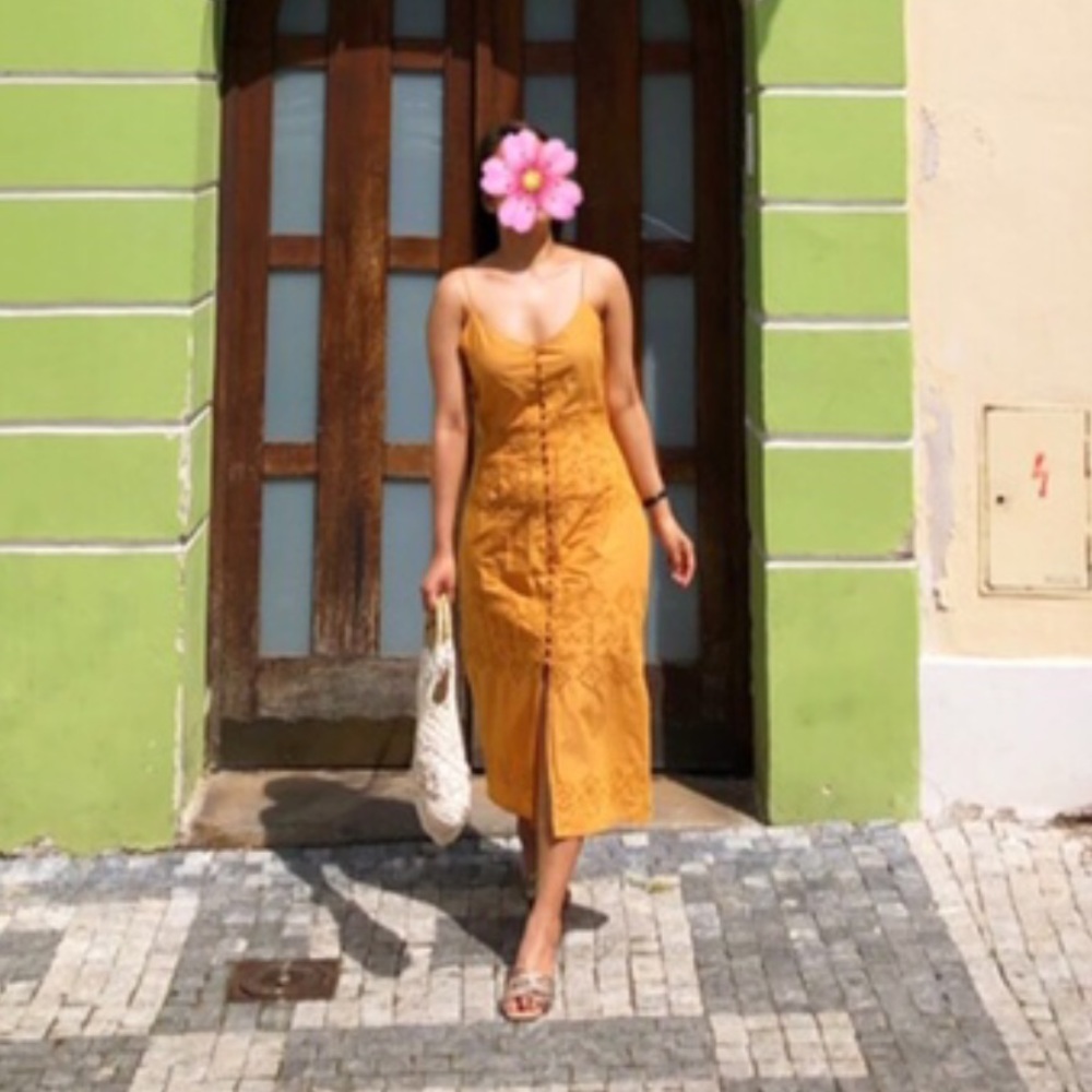 yellow midi sun dress ⚡️
